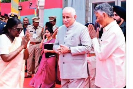 మహిళ ఎదిగితే 2047కు ముందే దేశాభివృద్ధి మహిళలు స్వయం శక్తితో సత్తా చాటాలి